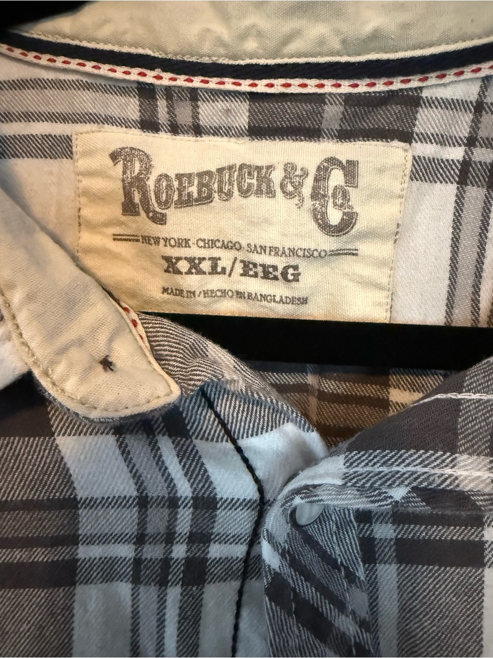 Roebuck & Co. Plaid with snaps shirt in Gray and White